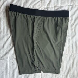 Ten Thousand 7” Tactical Short W/Liner
